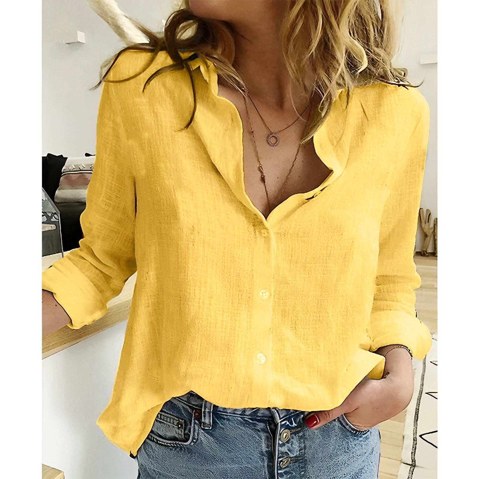 Blusa para senhora, corte relaxado, fecho de botões, gola redonda, casual, verão