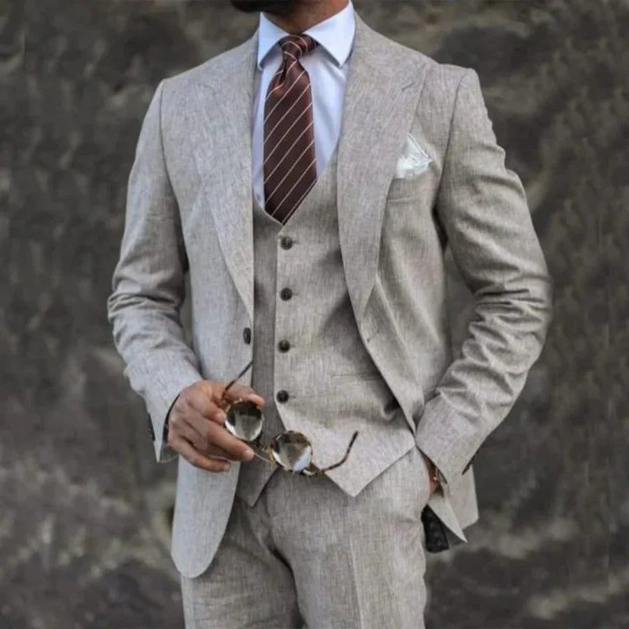 Costume trois pièces homme de luxe avec blazer, gilet et pantalon