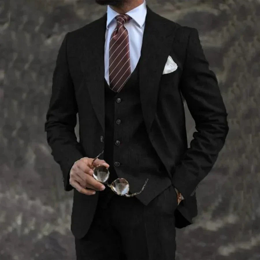 Costume trois pièces homme de luxe avec blazer, gilet et pantalon