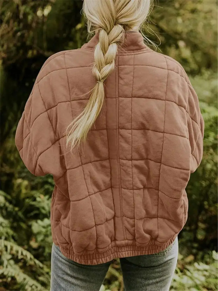 Oversized dame quiltet bomberjakke med lynlås og lommer