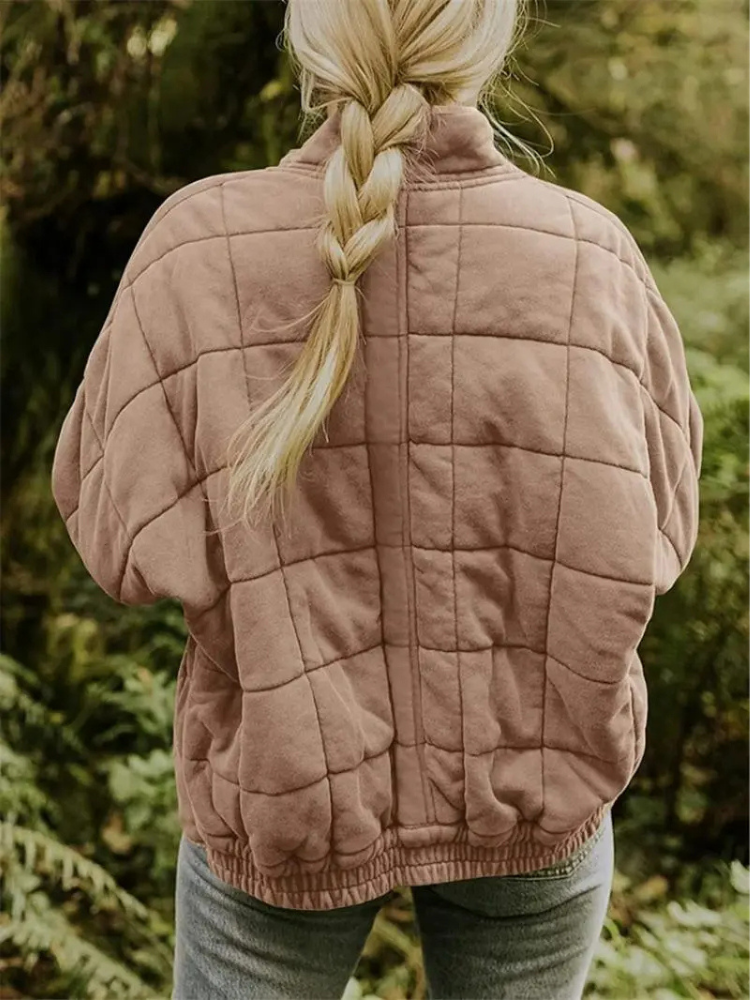 Oversized dame quiltet bomberjakke med lynlås og lommer