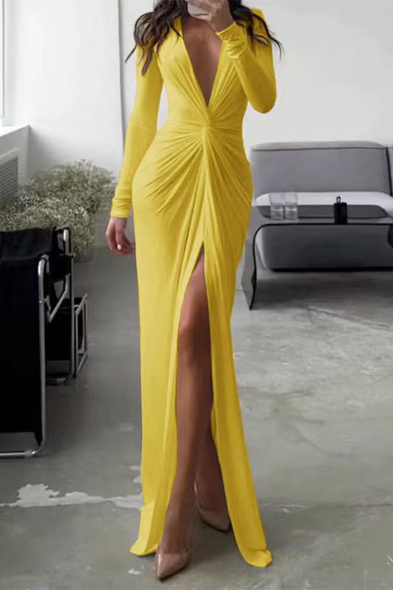 Robe femme coupe régulière col en V détails plissés formelle