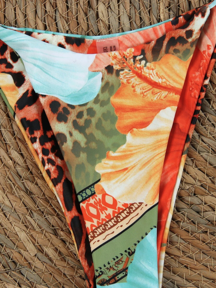 Conjunto de bikini para mujer con estampado tropical