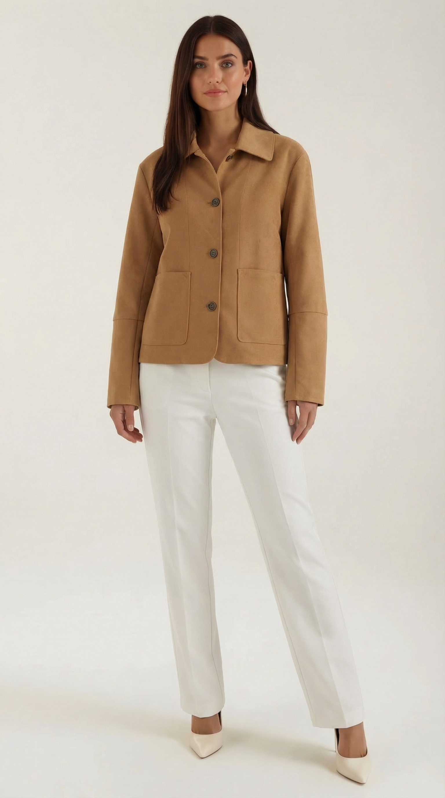 Chaqueta corta con cierre de botones para días casuales