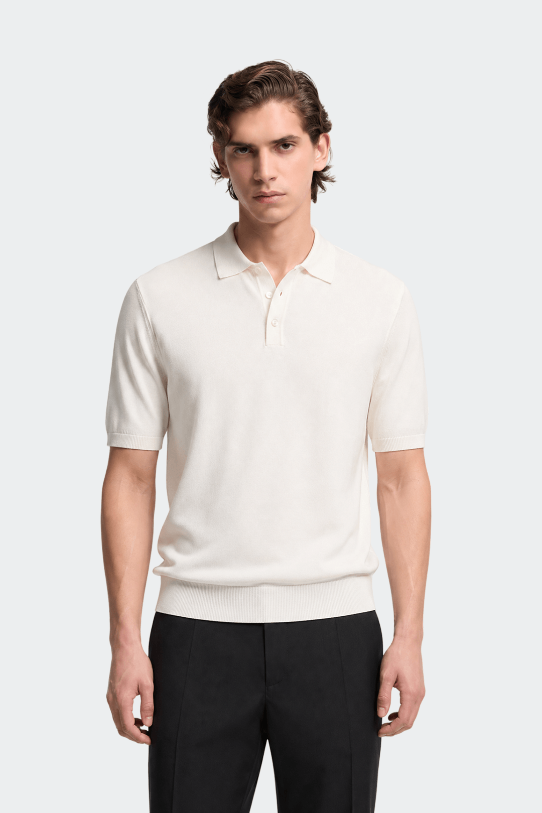 Polo skjorte til herrer med strikket krave og tre knapper