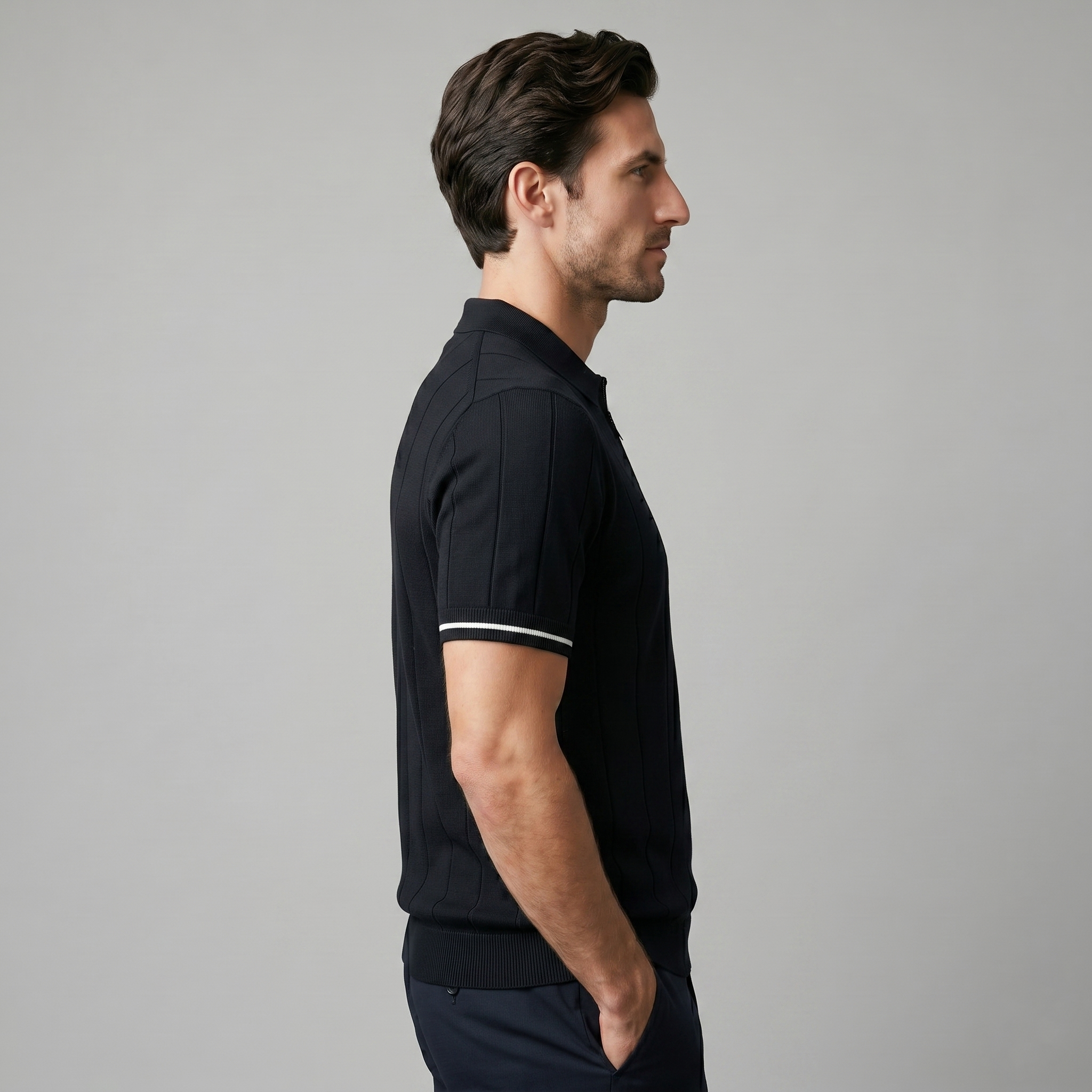 Polo Homem Risca Vertical Fecho de Correr Casual
