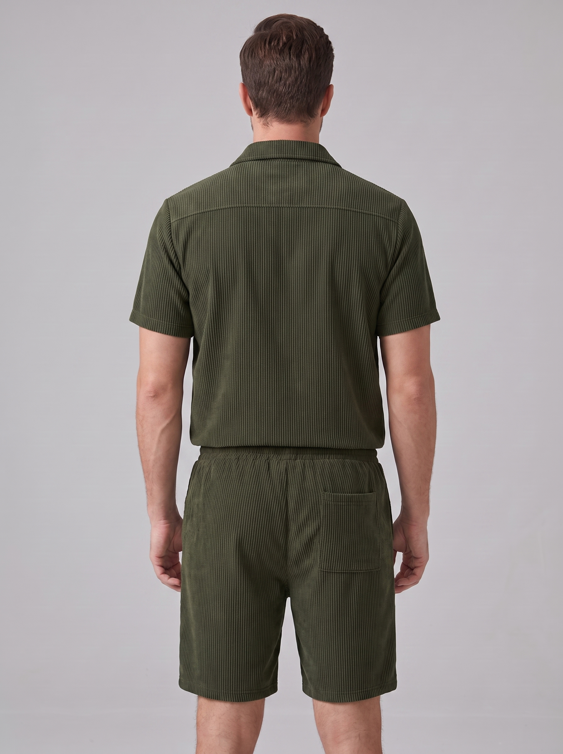 Skjorte- og shortsæt til mænd, ribstrikket med striber, afslappet stil