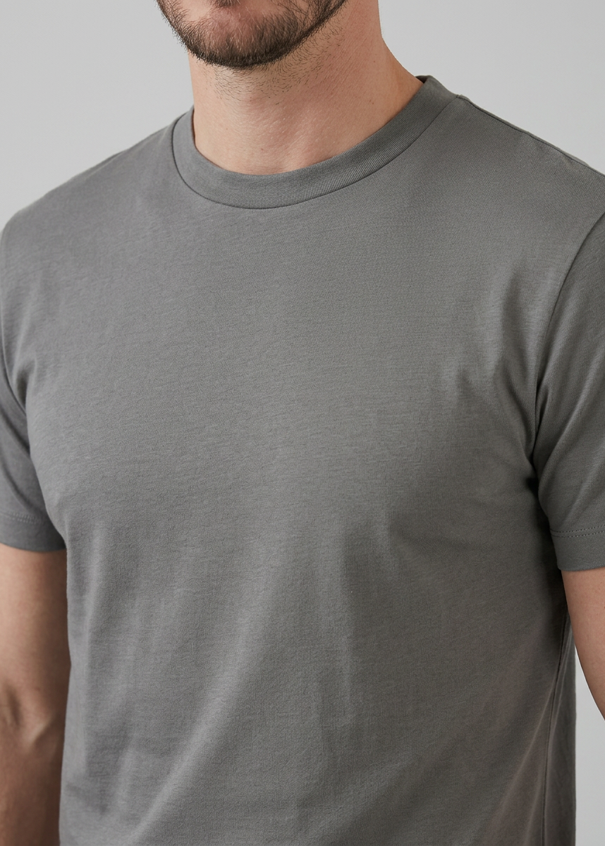 Slim fit T-shirt med rund hals til mænd
