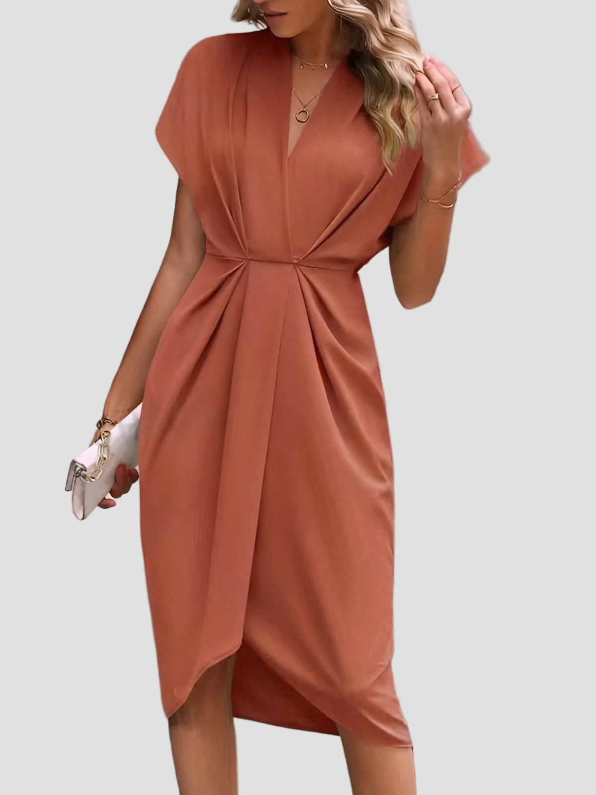 Vestido envelope para senhora, corte regular, tecido macio, cai bem na silhueta