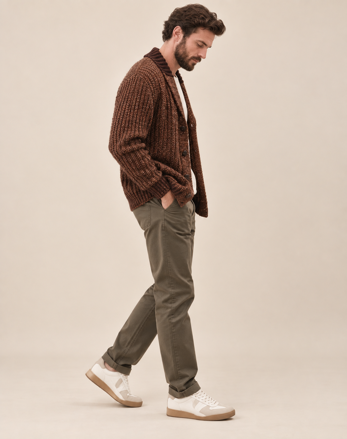 Cardigan da uomo robusto in maglia con collo a scialle e bottoni