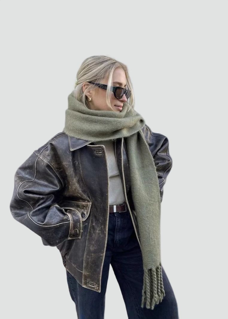 Oversize damska kurtka bomber z postarzanym wykończeniem