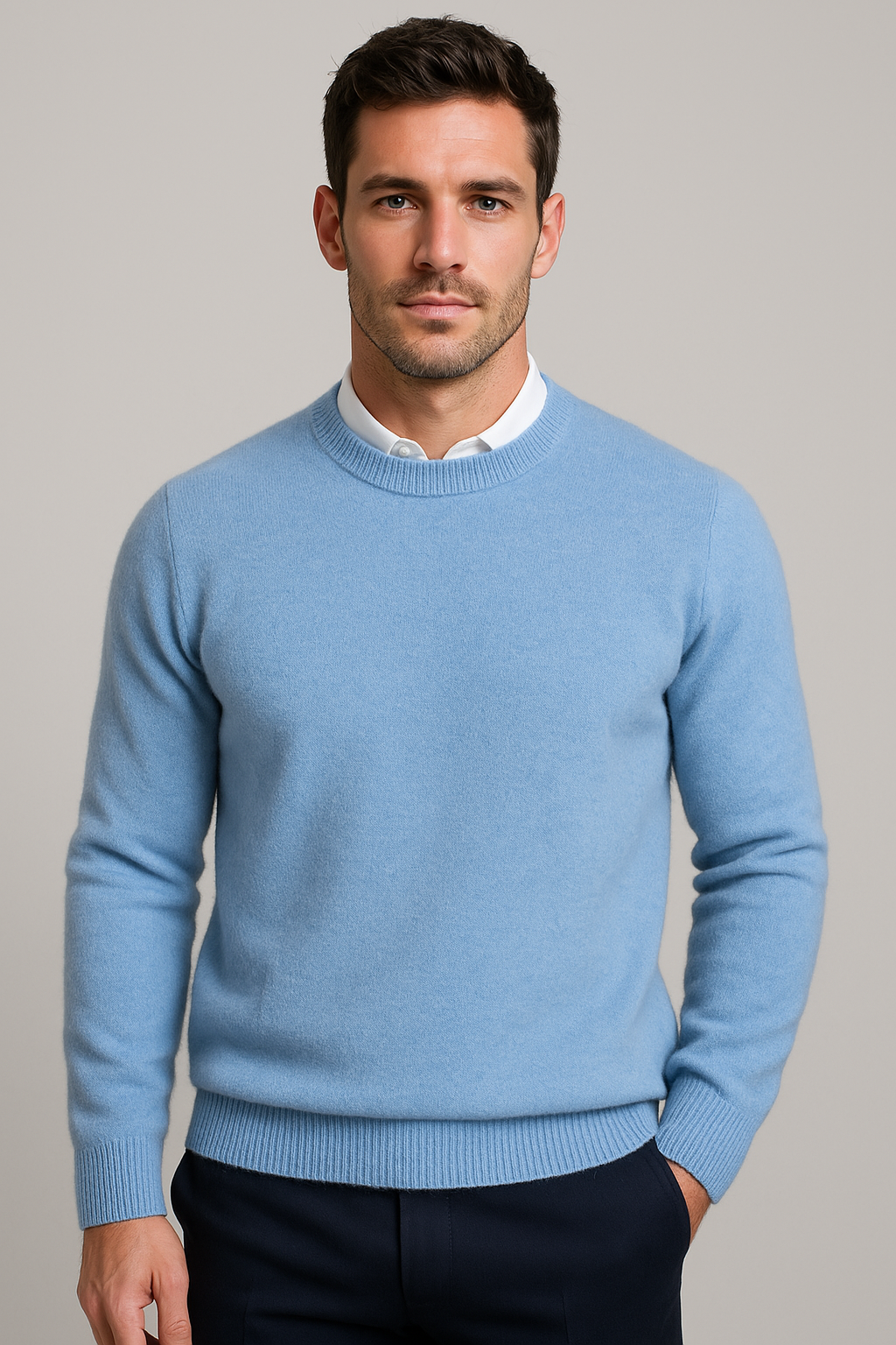 Klassisk strikket herre sweater med rund hals