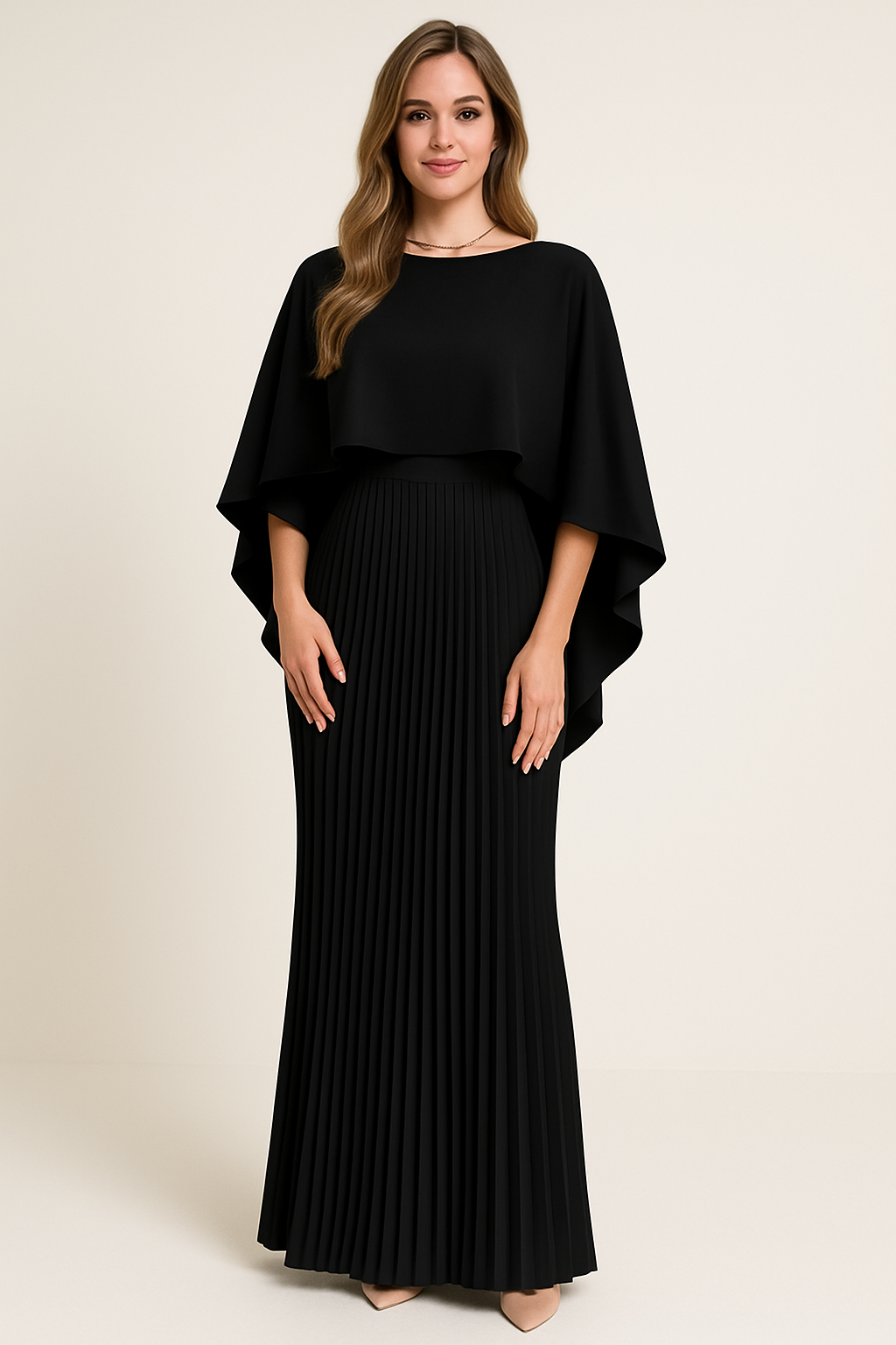 Lang plisseret maxikjole med elegant cape til kvinder