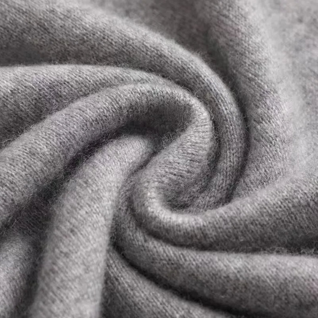 Klassisk strikket herre sweater med rund hals