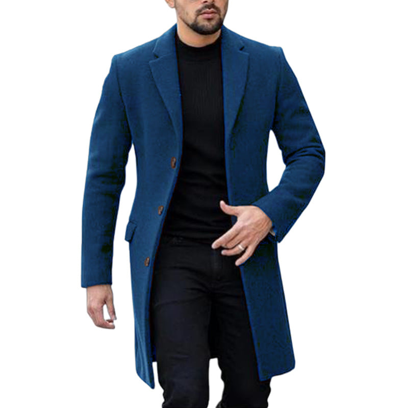 Elegante cappotto lungo da uomo con colletto classico e chiusura con bottoni