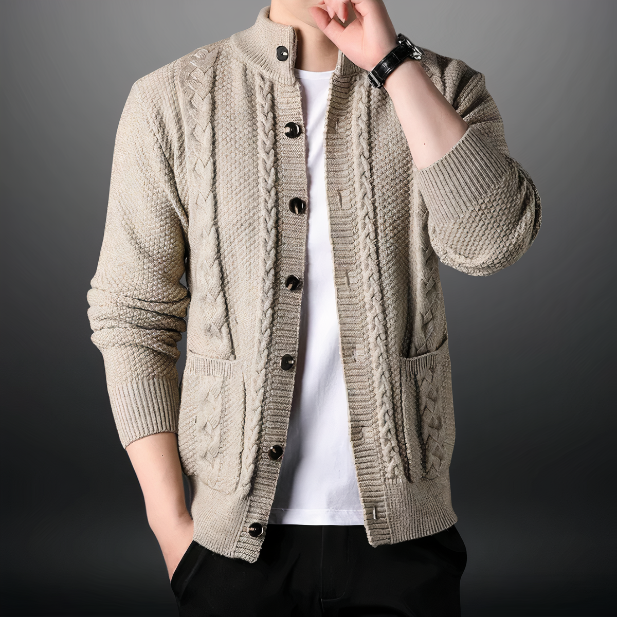 Cárdigan de hombre con diseño de ochos y cuello alto