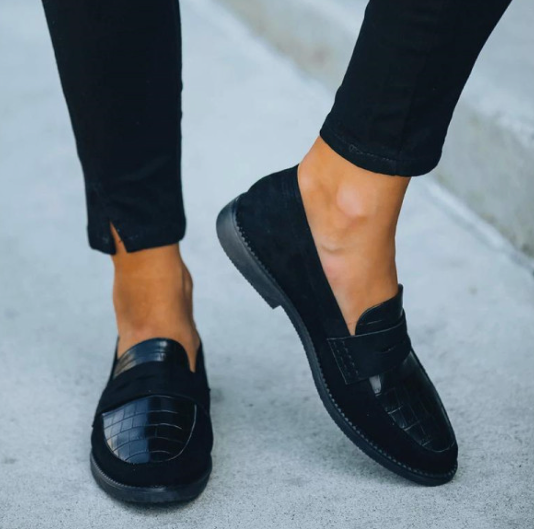Mocassins noirs chics avec imprimé crocodile pour femmes