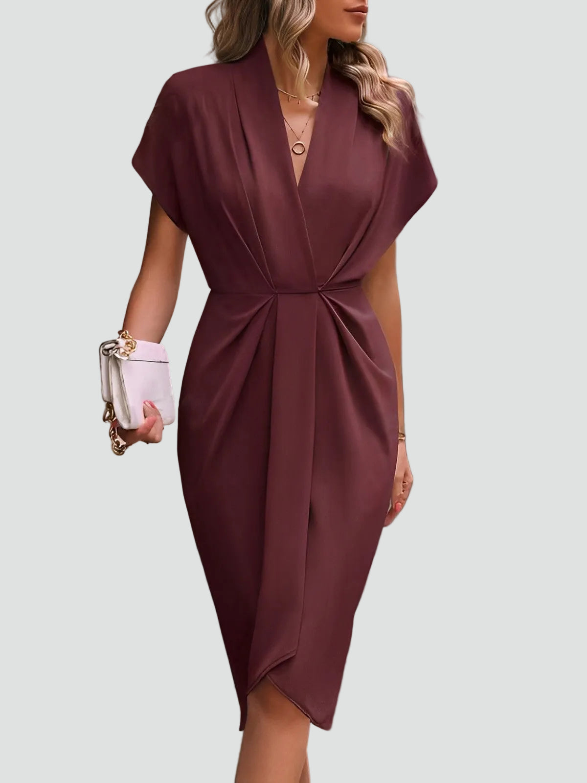 Vestido envelope para senhora, corte regular, tecido macio, cai bem na silhueta
