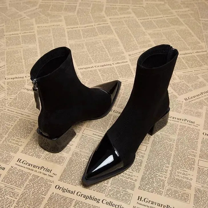 Botins Mulher Camurça Salto Bloco Detalhes Verniz Elegante