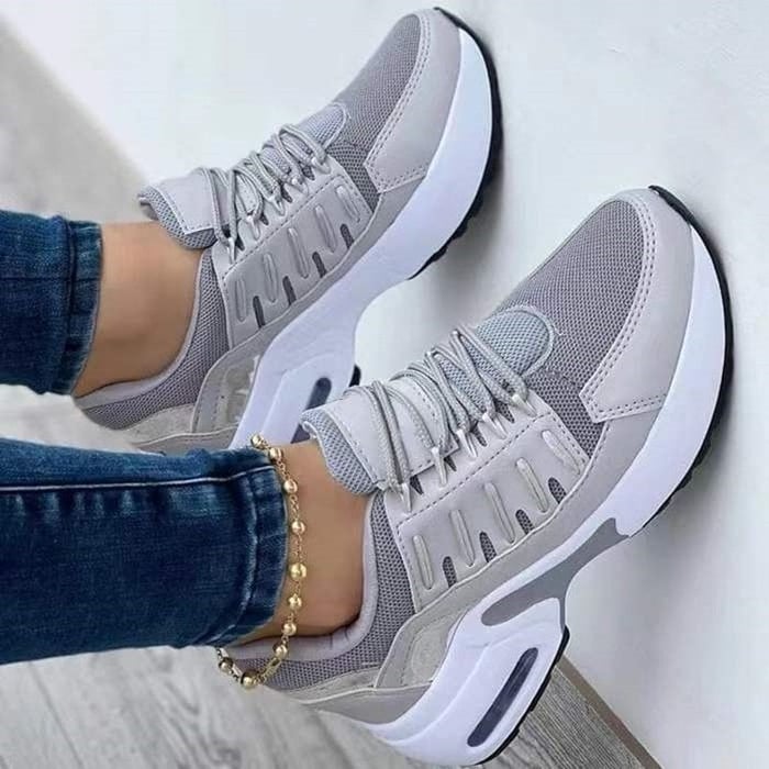 Sportliche Damen-Sneaker mit dämpfender Sohle und Schnürverschluss