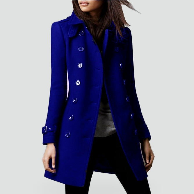 le manteau adapté aux tenues polyvalentes.