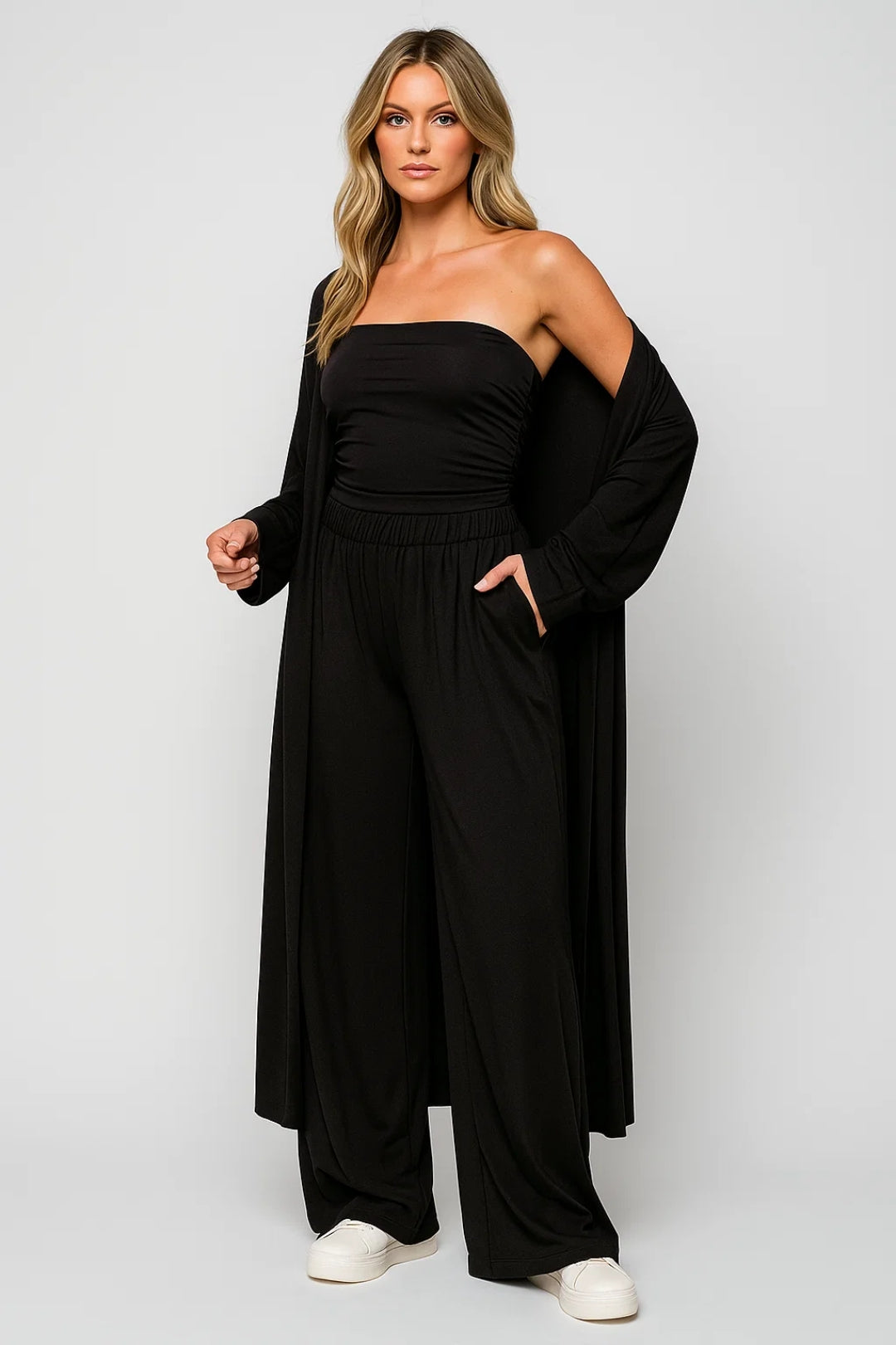 Ensemble trois pièces femme : top bustier, pantalon large, gilet