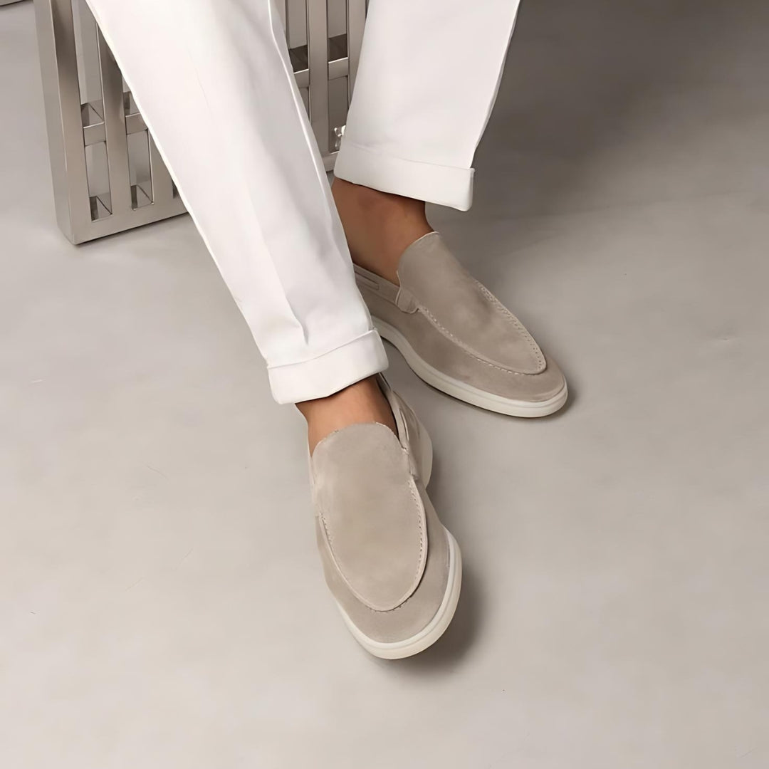 Pánské mokasíny se semišovým vzhledem, slip-on modelem a pohodlnou podrážkou
